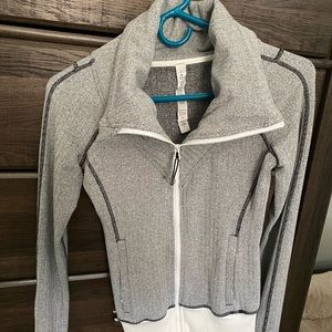 Lululemon women’s zip up